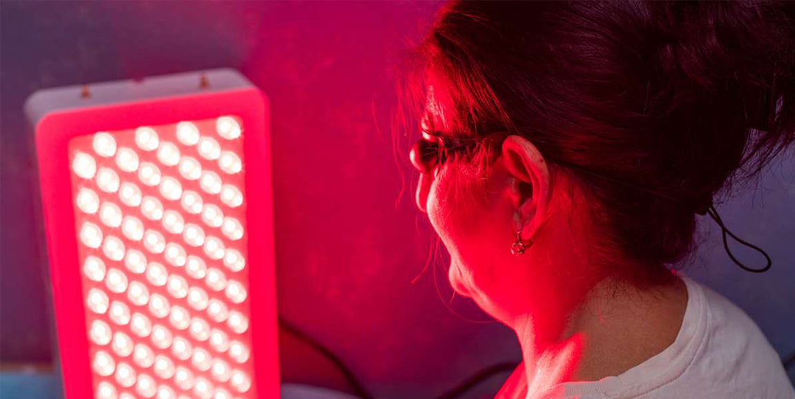 YaMuri home red and near-infrared light therapy device